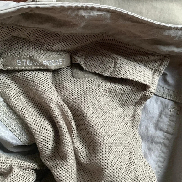 The North Face Khaki Cargo Pant Convertible to Shorts Size 10 - Picture 13 of 13